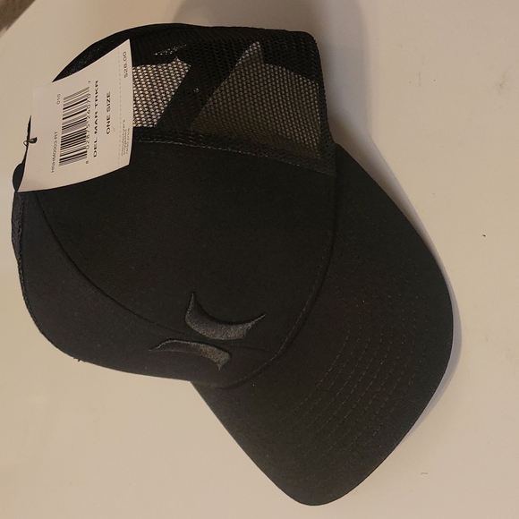 HURLEY TRUCKER HAT - Picture 2 of 3